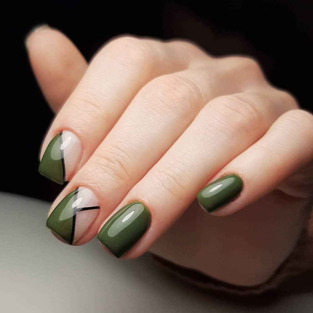 Зеленый френч на ногтях фото_5