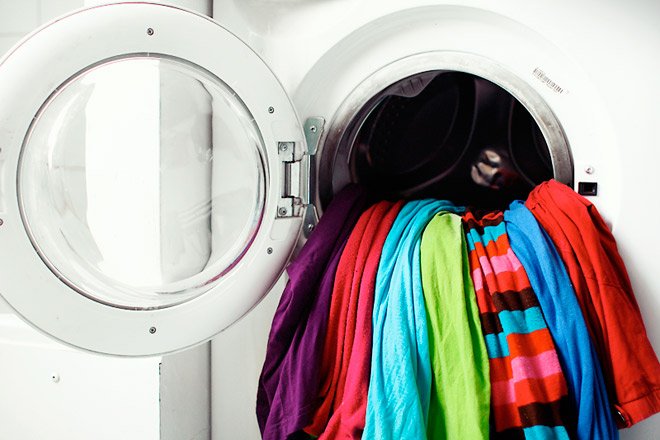 Как правильно избавиться от одежды