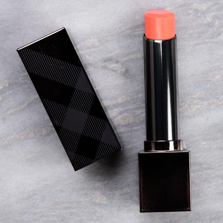 Помада burberry. Coral Pink 65 Burberry Kisses Lipstick. Burberry Lipstick 65. Помада Burberry Kisses. Burberry Coral Kiss.