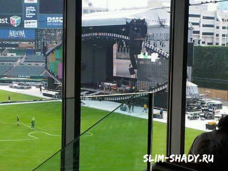 Превью выступления Eminem & Jay-Z на Comercia Park