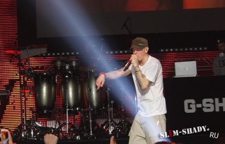 Eminem  Slaughterhouse Live at G-Shock 30th Anniversary in New-York City