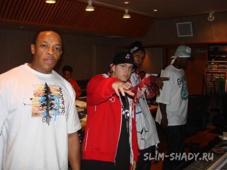 Dr. Dre - "Detox" в продаже с февраля. Eminem, Jay-Z, Snoop Dogg и многие другие прилагаются.